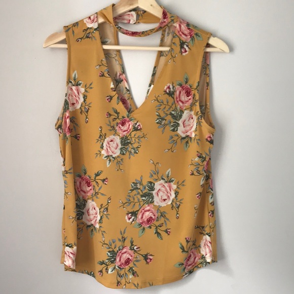 Tops - MINE Sleeveless Vneck Blouse with Collar M